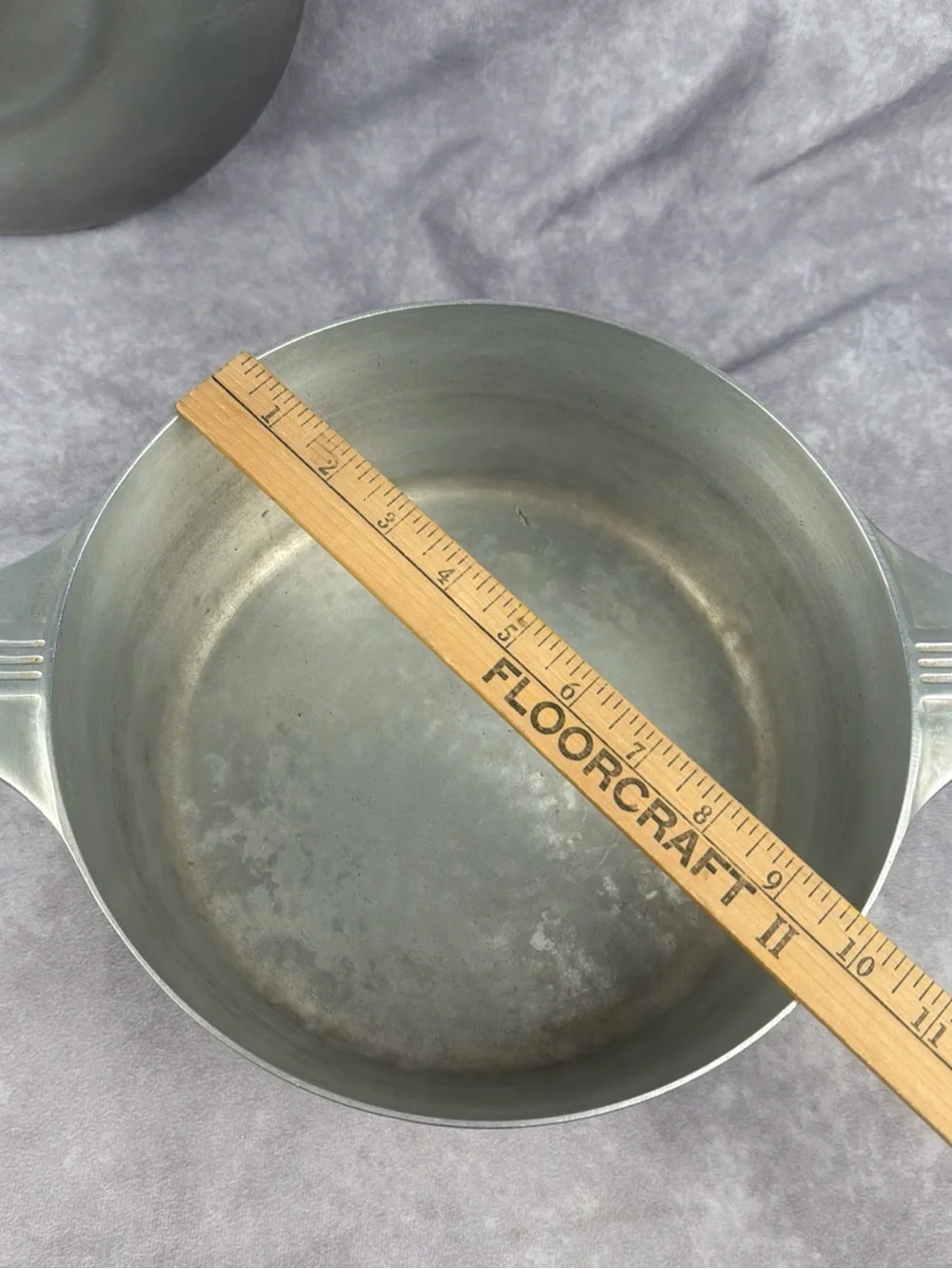 Wagner Ware Sidney -O- Magnalite 4248-P Round Aluminum Dutch Oven Stockpot